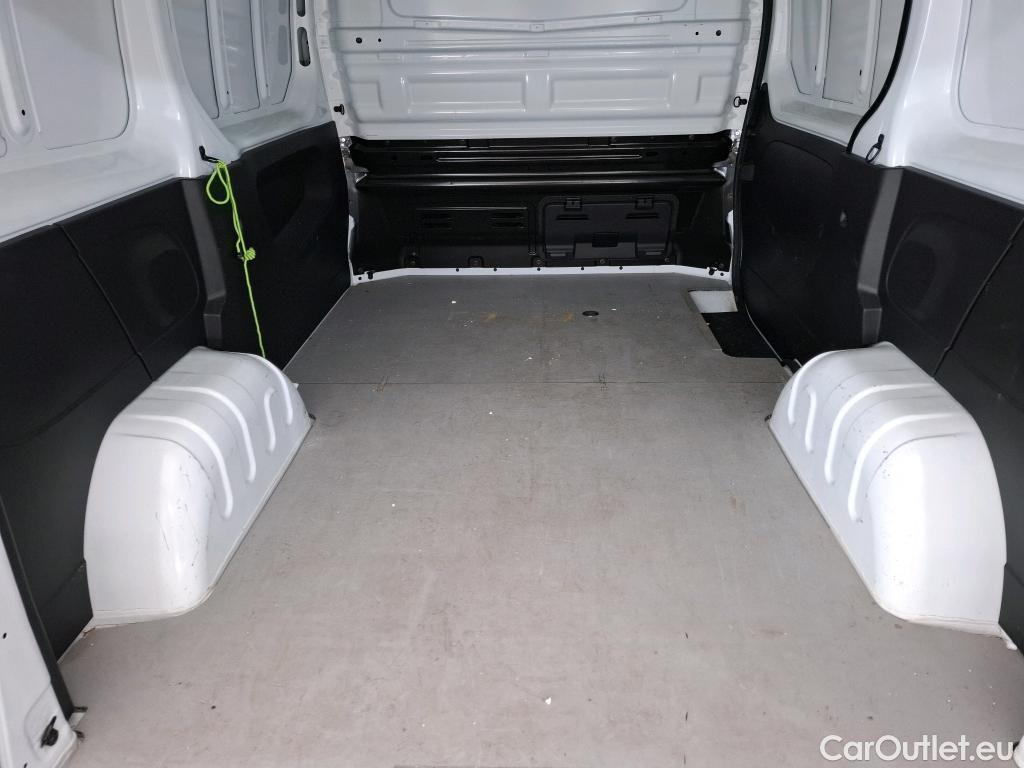  Renault  Trafic RENAULT  / 2021 / 4P / Fourgon tôlé FG GCF L1H1 2T8 Blue dCi 130 #8