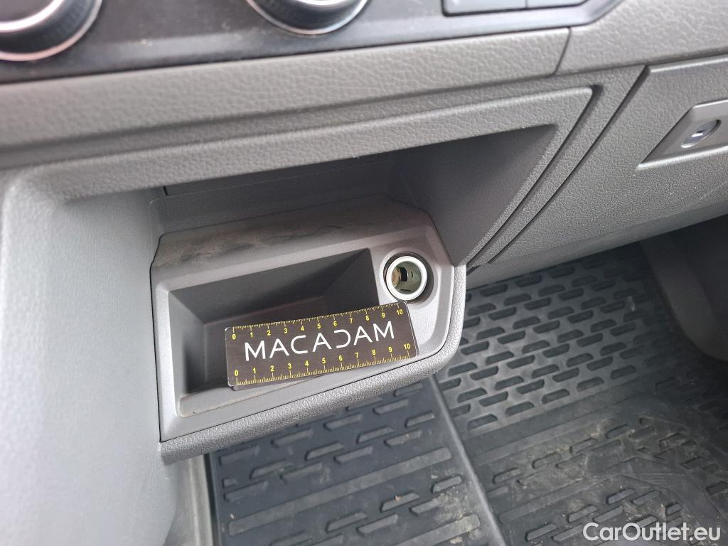  Volkswagen  Crafter  Fourgon Fourgon 35 mittlerer Radstand mit Hochdach FWD 2.0 140CV BVM6 #23