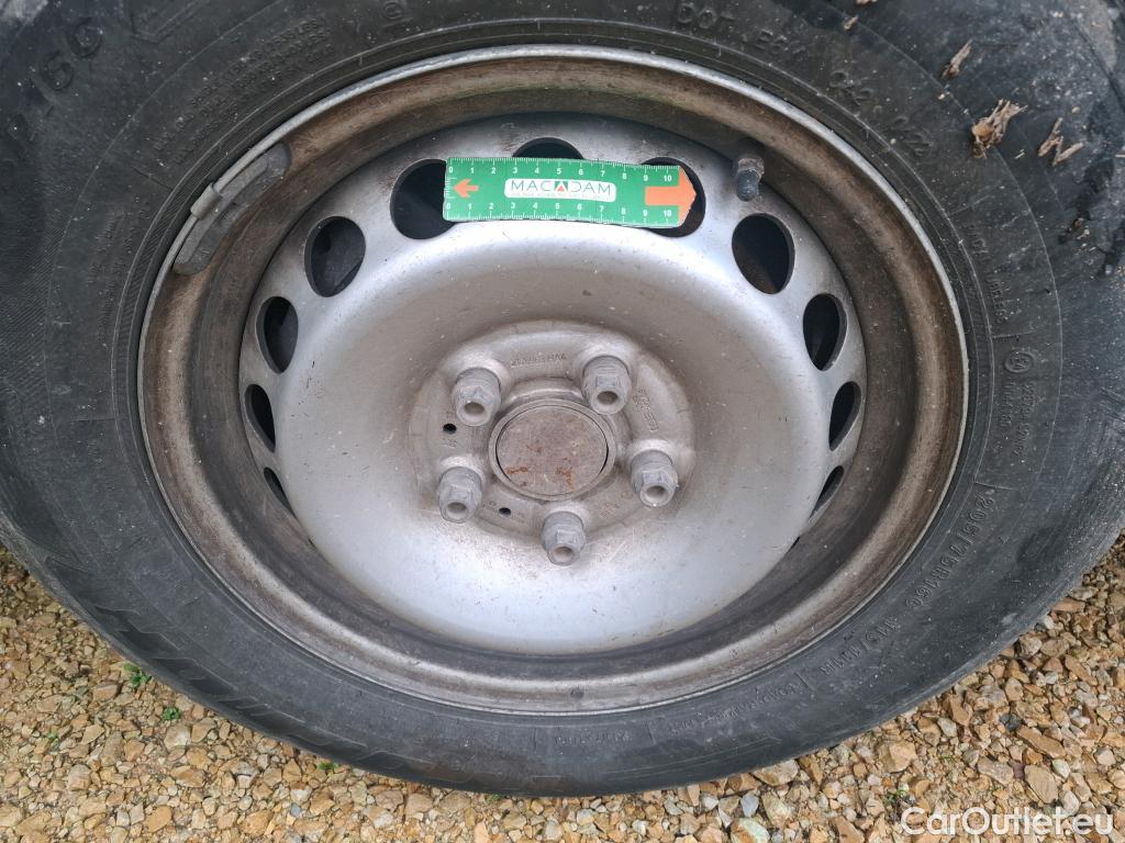  Volkswagen  Crafter VOLKSWAGEN  / 2017 / 4P / Fourgon tôlé 2.0 TDI 140 35 L4H3 Procab Business Line #70