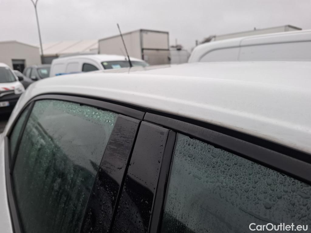  Renault  Megane  IV Berline 5pt. Société Air Nav 1.5 dCi 90CV BVM6 E6 #28