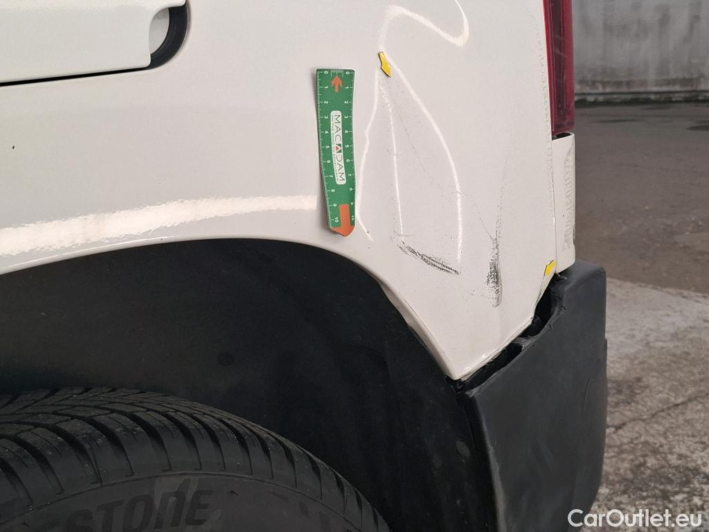  Citroen  Berlingo  Fourgon Club M 650 1.5 BlueHDi 75CV BVM5 E6dT #2