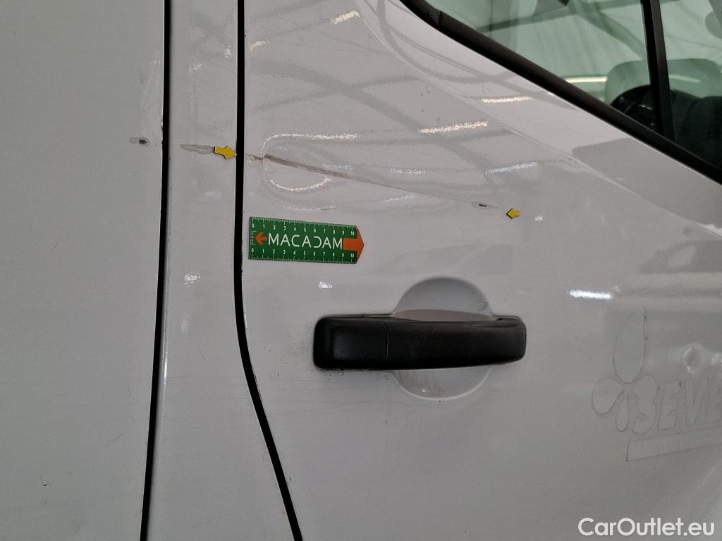  Renault  Trafic  Furgon Grand Confort L1H1 1200 1.6 dCi 125CV BVM6 E6 #21