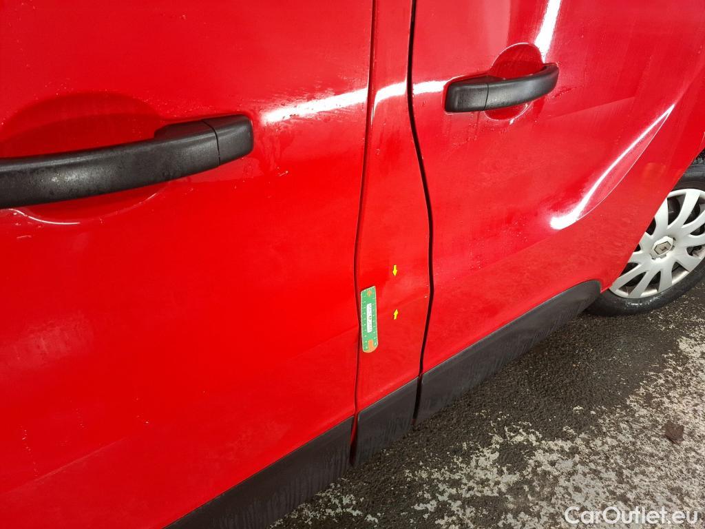  Renault  Trafic RENAULT  VU 4p Fourgon CA GCF L2H1 1200 dCi 120 E6 #8