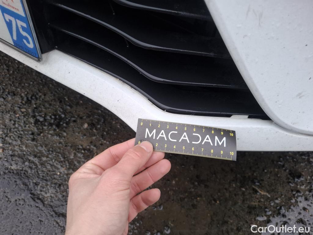  Renault  Megane  IV Berline 5pt. Société Air Nav 1.5 dCi 90CV BVM6 E6 #13