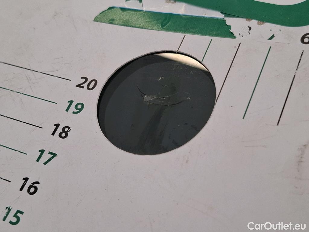  Volkswagen  Crafter  Fourgon Fourgon 35 mittlerer Radstand mit Hochdach FWD 2.0 #4