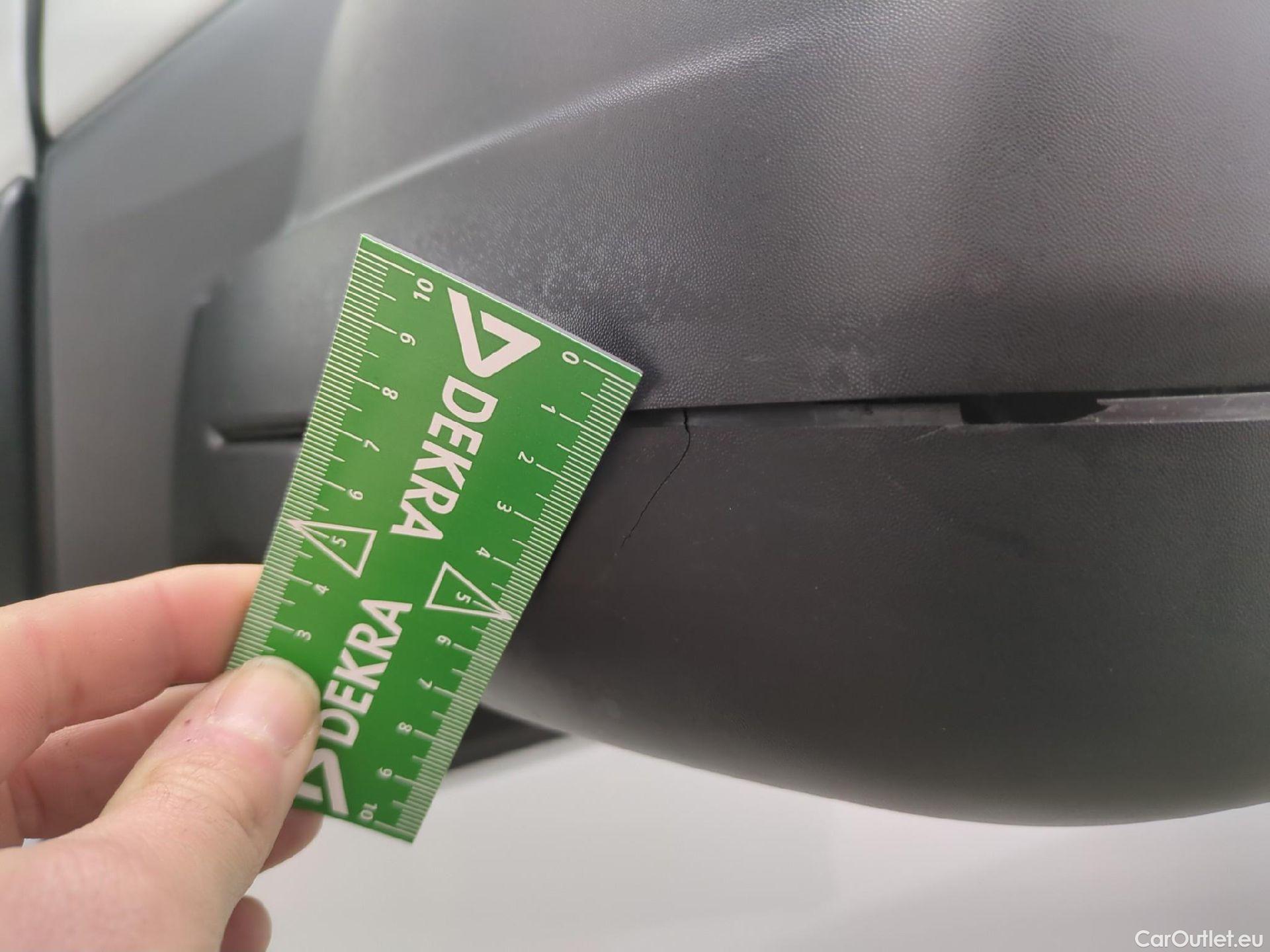  Renault  Trafic  III Fourgon L2H1 3T Confort 2.0 dCi 130CV BVM6 E6d #1