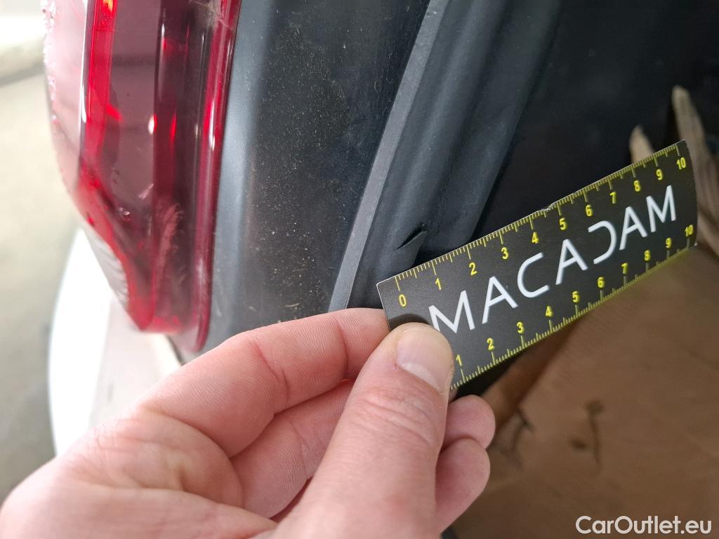  Citroen  C3  Shine Business 1.2 PureTech 110CV BVM6 E6d / TRANSFO VP VF

 #7