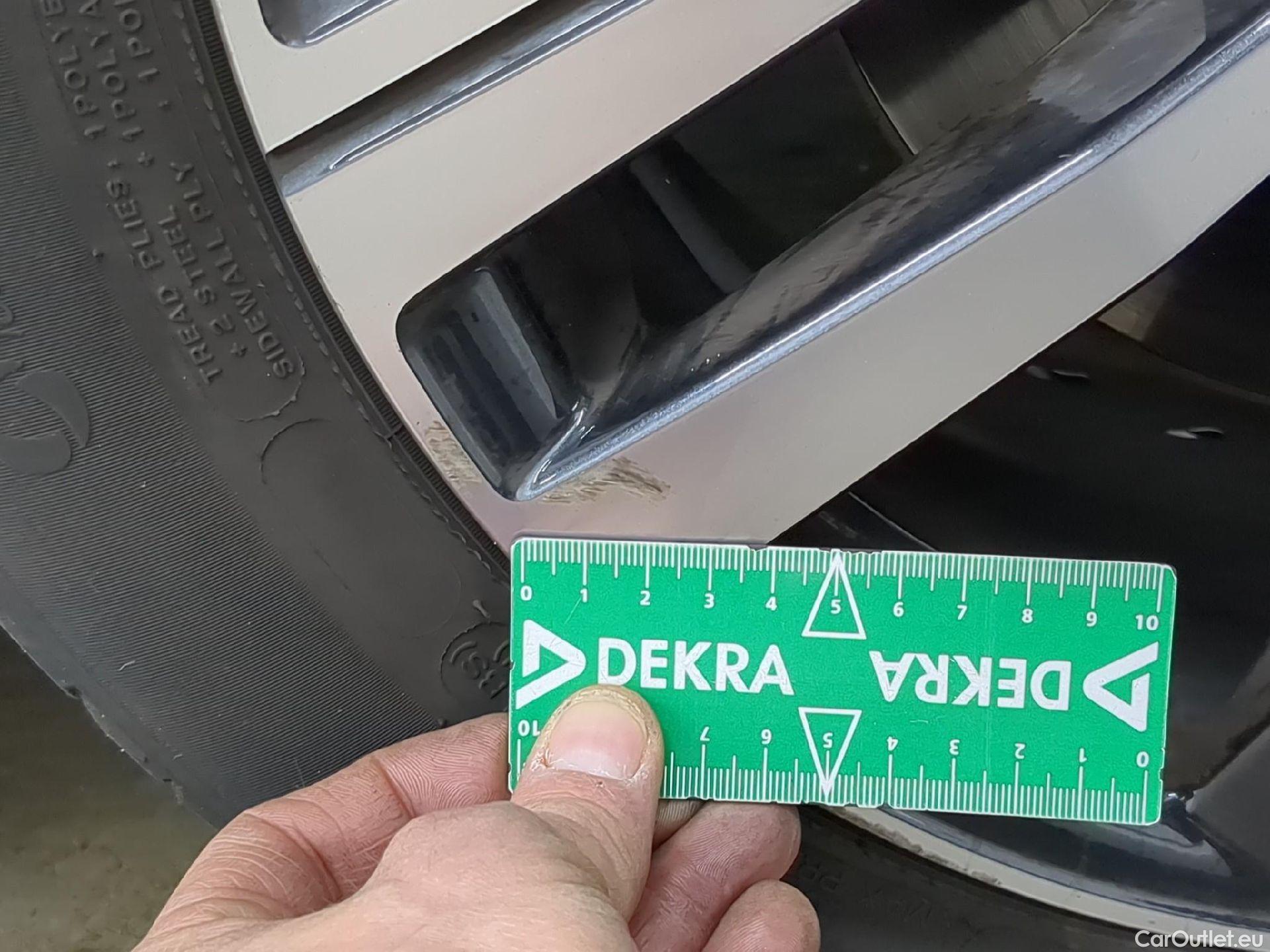  Citroen  C3 CITROEN  Société / 2020 / 5P / Berline / VU BlueHDi 100 SandS BVM6 Feel Business R #12