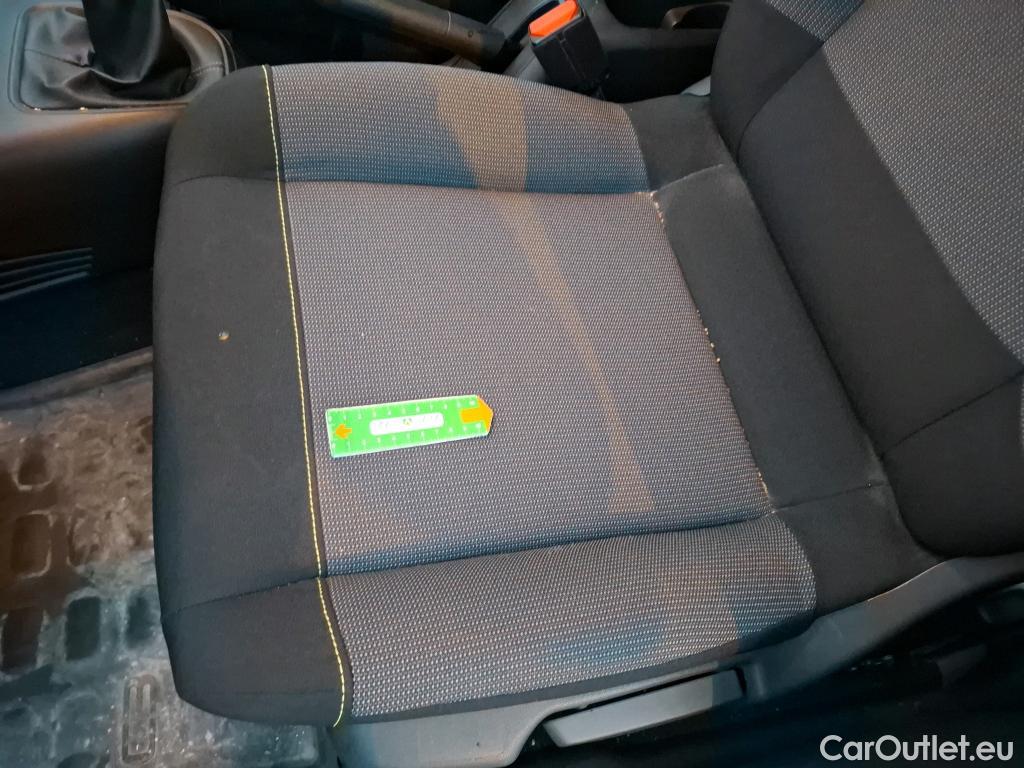  Citroen  C3  Société Feel 1.5 BlueHDI 100CV BVM5 E6dT #4