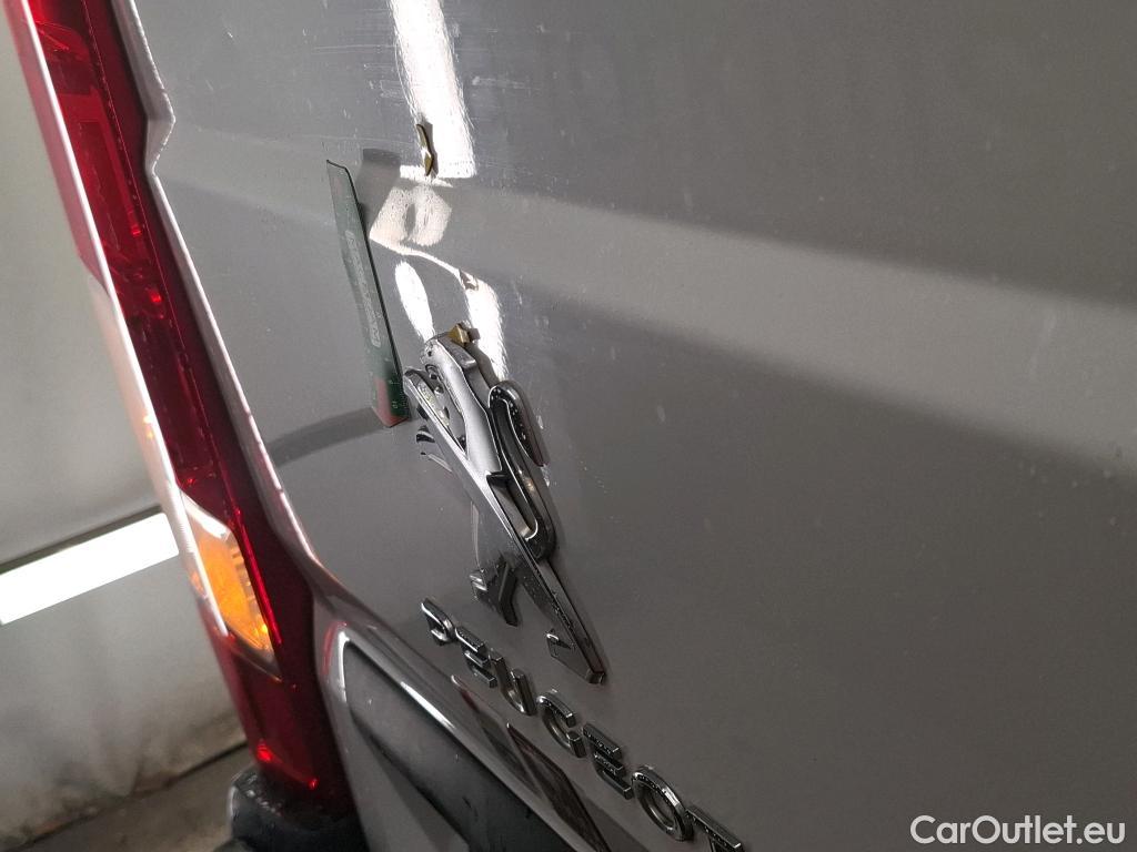  Peugeot  Boxer PEUGEOT  VU 4p Fourgon 2.0 BLUEHDI 110 PREMIUM PA 333 L1H2 #12