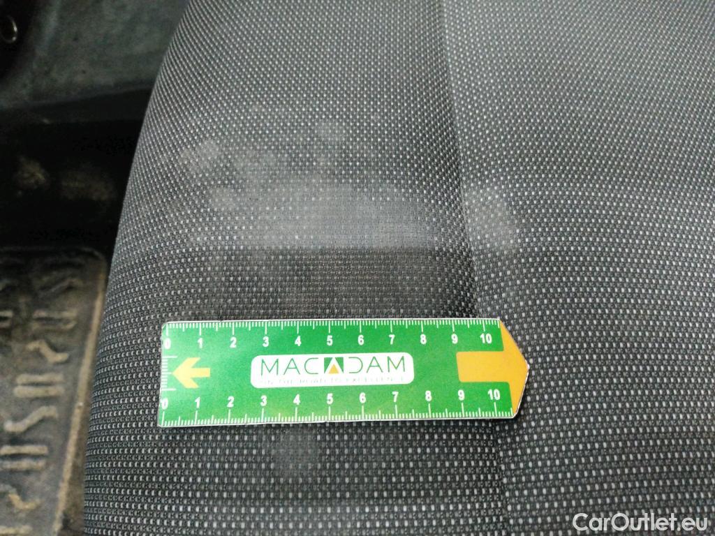  Citroen  Berlingo CITROEN  / 2018 / 4P / Fourgonnette M 1000kg PureTech 110 S&S BVM6 Driver #37