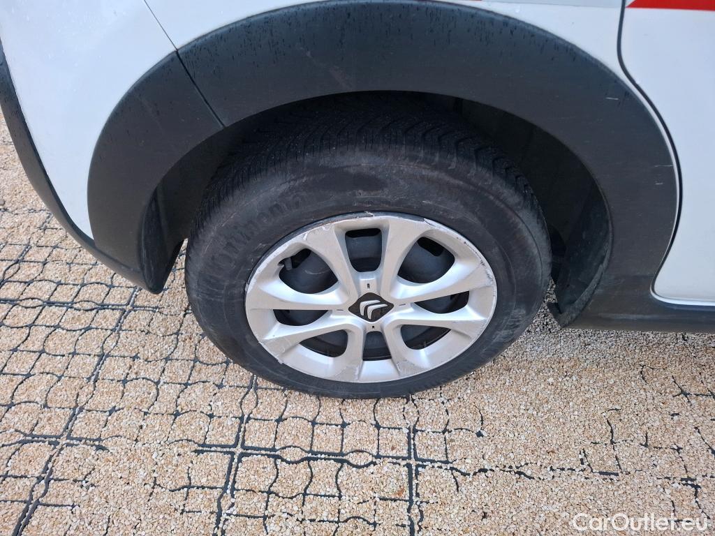  Citroen  C3  Société Feel 1.5 BlueHDI 100CV BVM5 E6dT #13