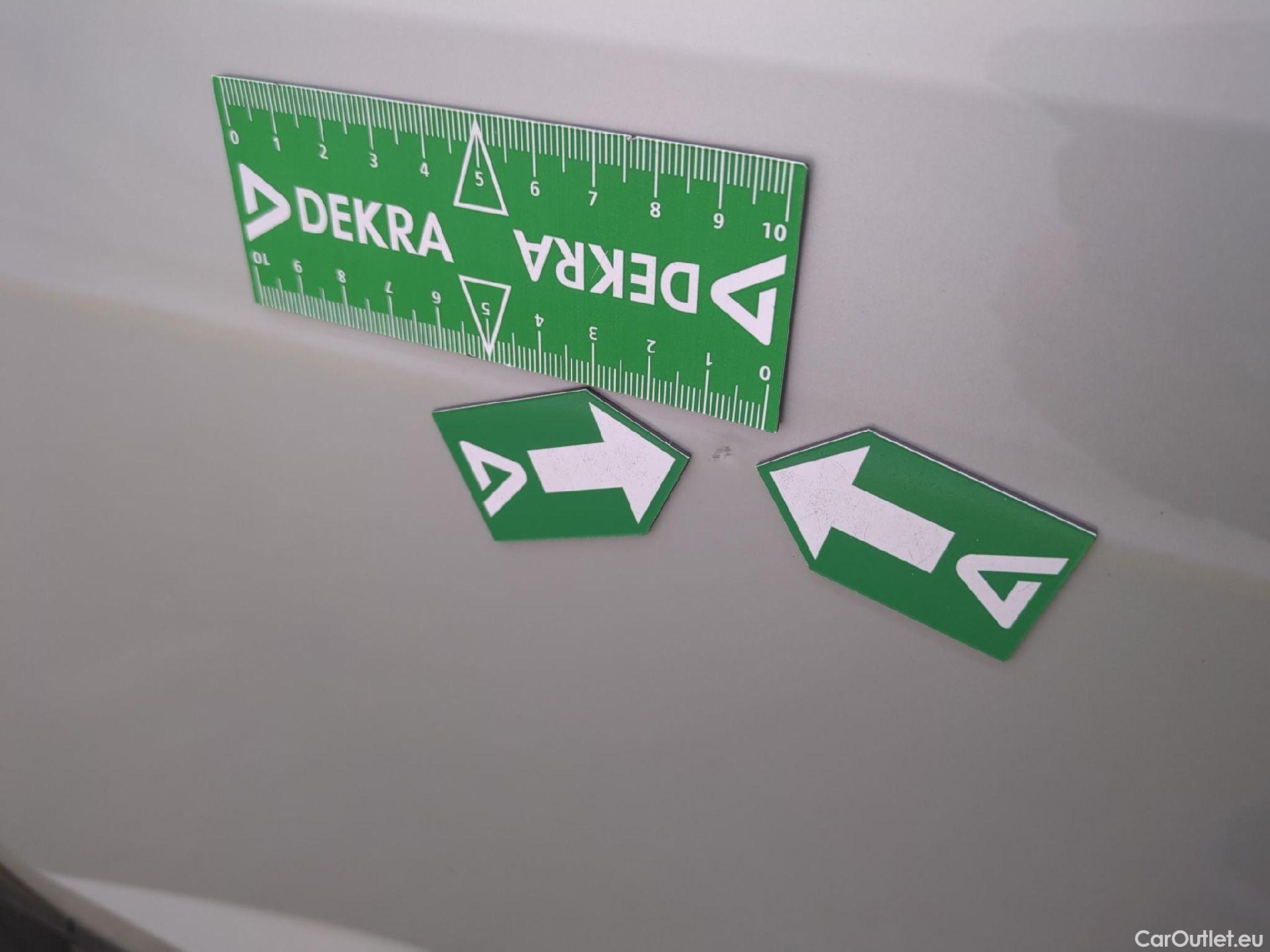  Audi  Q3 AUDI  Sportback / 2019 / 5P / SUV 35 TFSI 150 MHEV S Tronic 7 S LINE #31