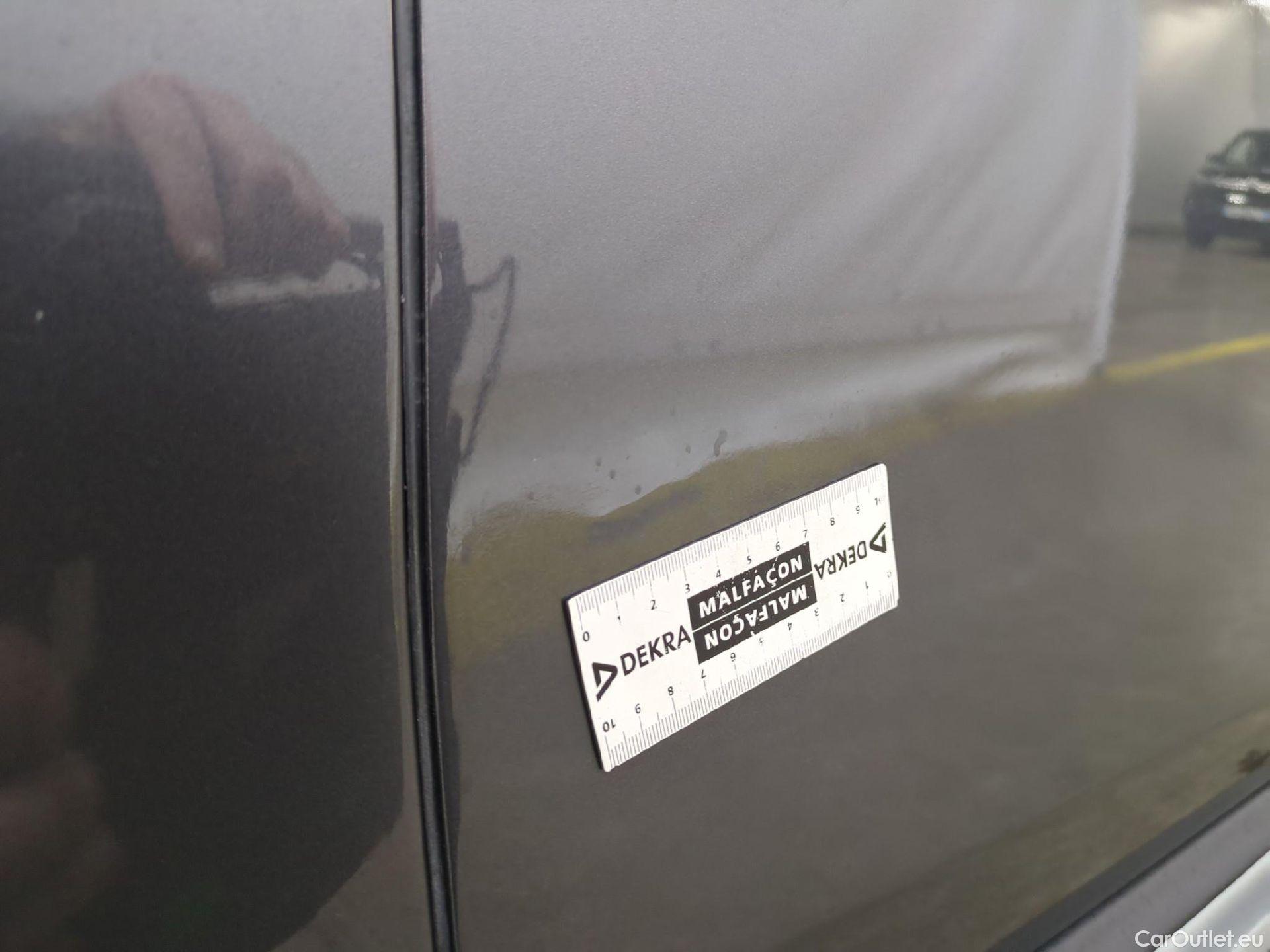  Bmw  X1 Série  sDrive 18 i xLine 1.5 135CV BVA7 E6d #42