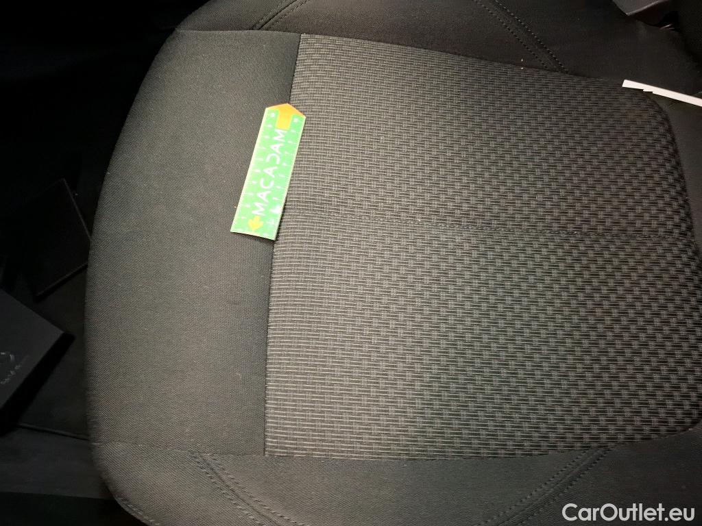  Bmw  Serie 1 Série 1 Berline 116 d Lounge 1.5 115CV BVA7 E6d #19