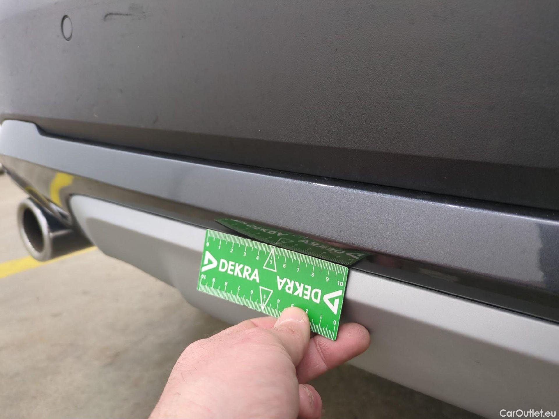  Bmw  X1 Série  sDrive 18 i xLine 1.5 135CV BVA7 E6d #27