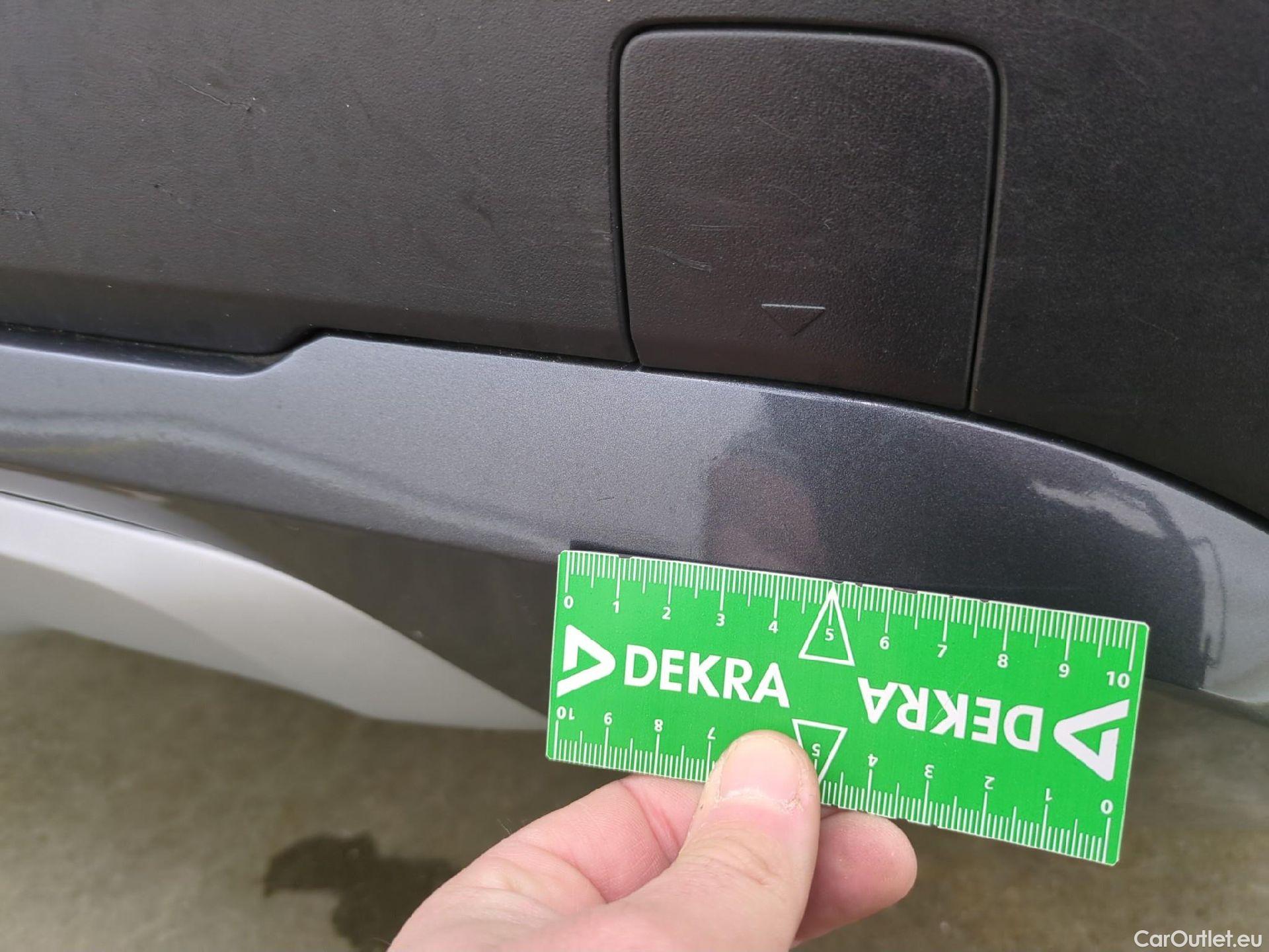  Bmw  X1 Série  sDrive 18 i xLine 1.5 135CV BVA7 E6d #26