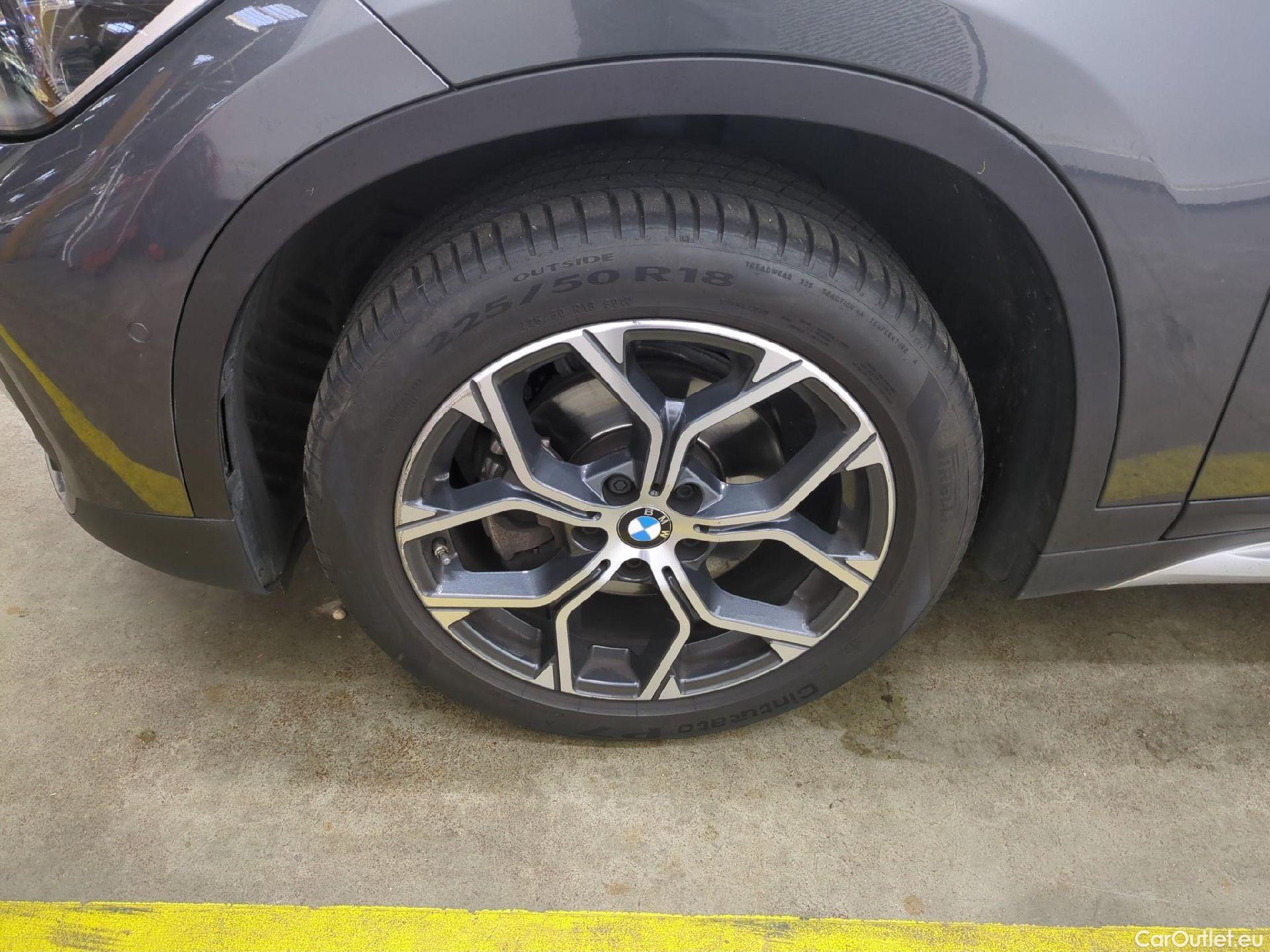  Bmw  X1 Série  sDrive 18 i xLine 1.5 135CV BVA7 E6d #4