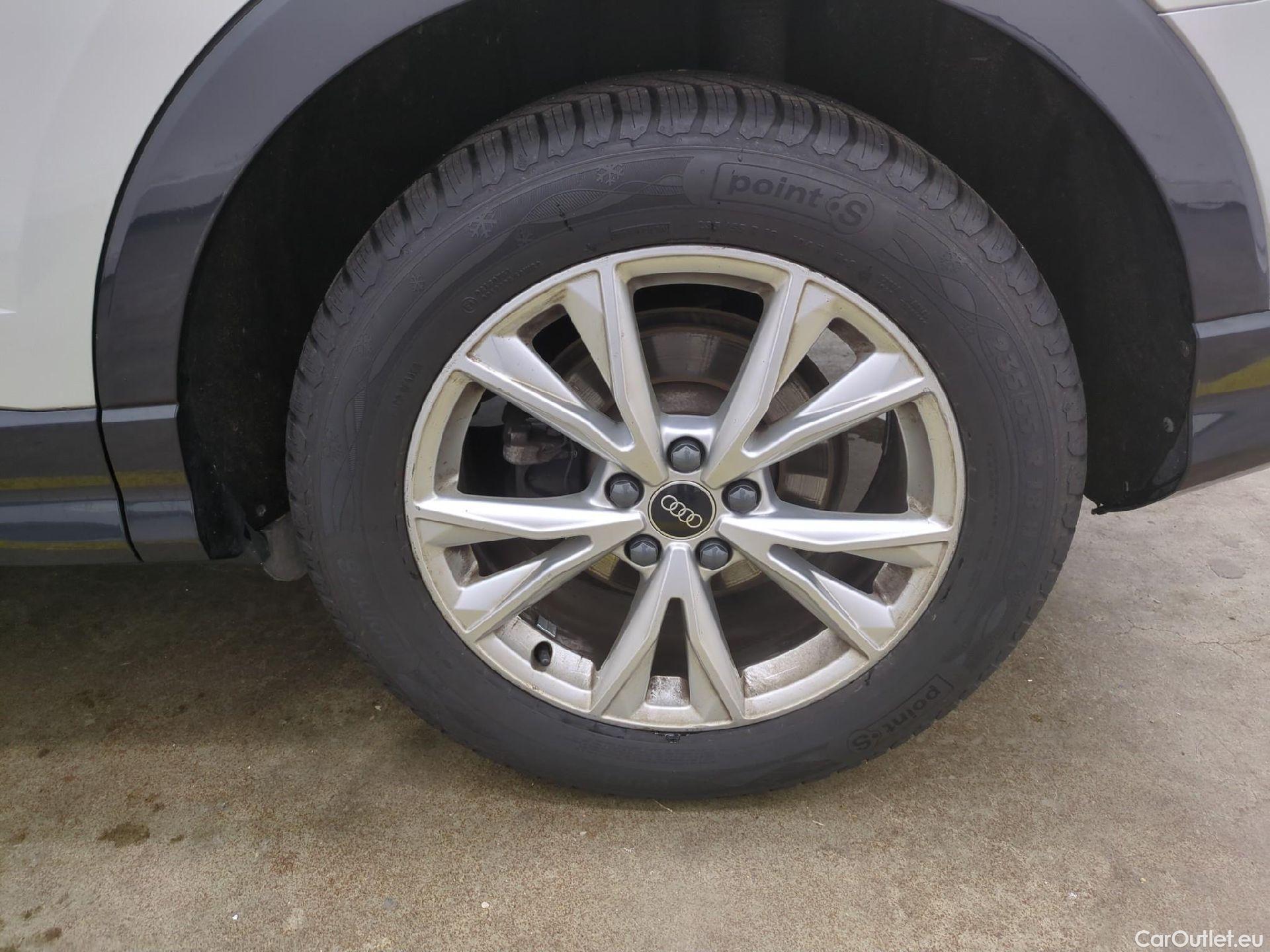  Audi  Q3 AUDI  Sportback / 2019 / 5P / SUV 35 TFSI 150 MHEV S Tronic 7 S LINE #3