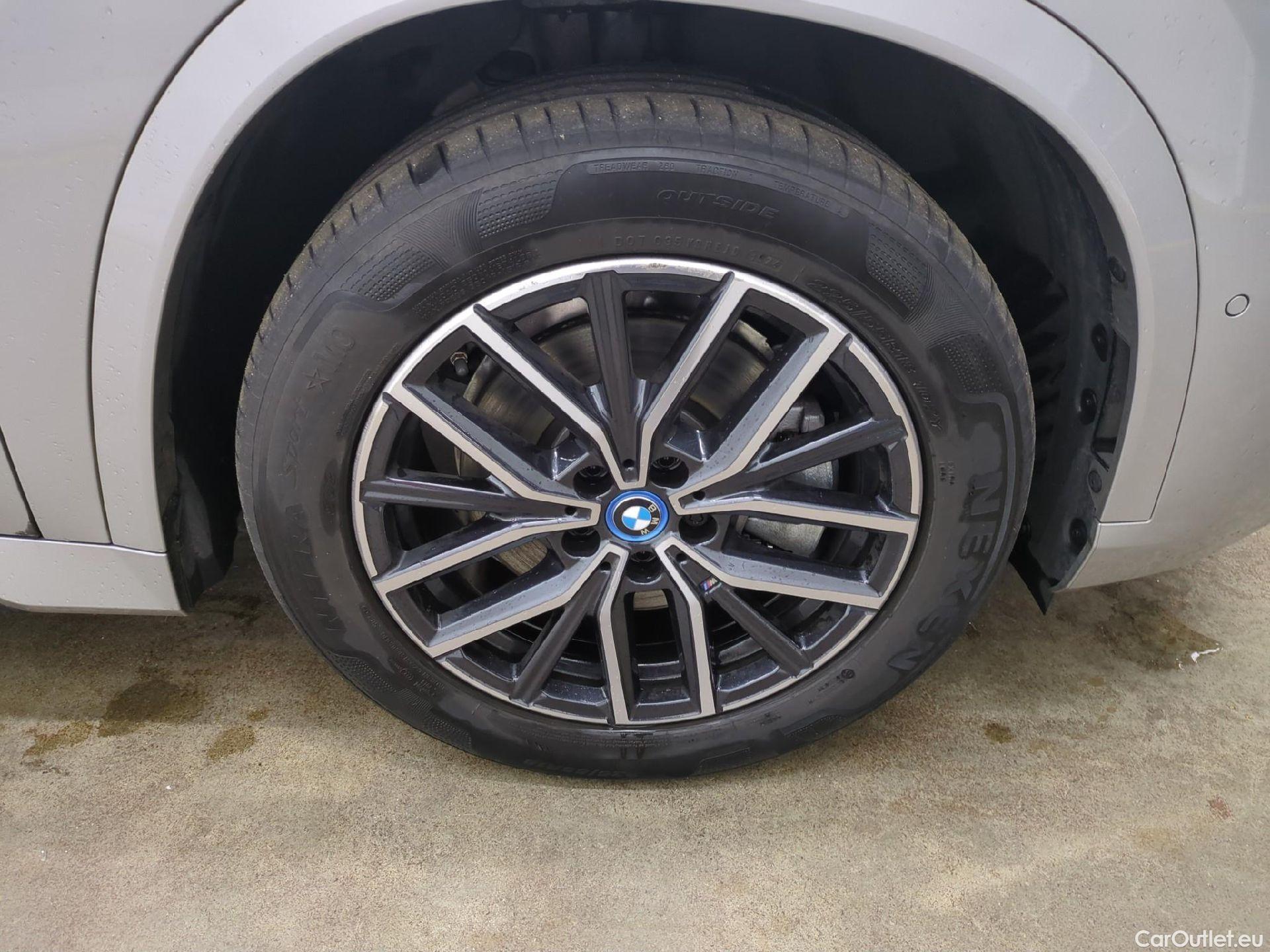  Bmw  X1 BMW  / 2022 / 5P / SUV xDrive25e M Sport DKG7 #4