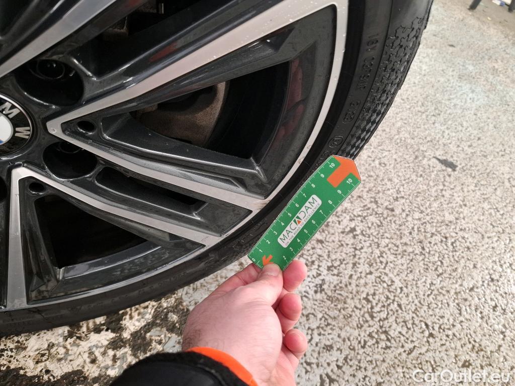  Bmw  Serie 1 BMW Série 1 / 2019 / 5P / Berline 116i DKG7 Business Design #15