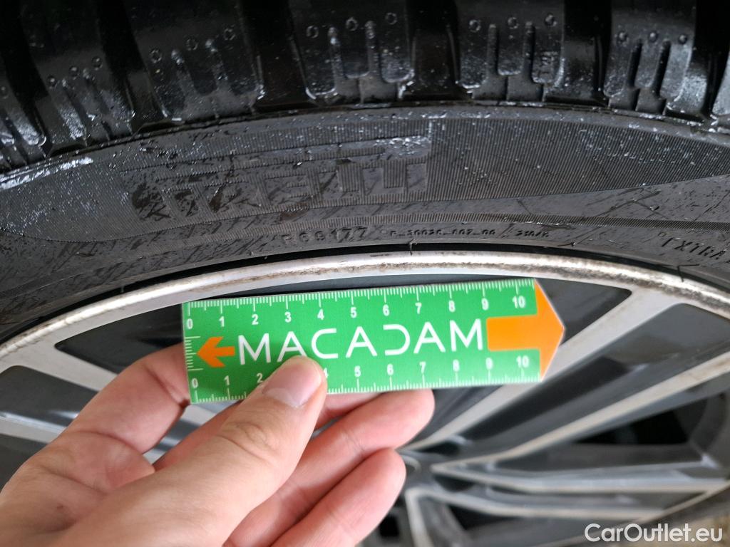  Bmw  Serie 1 Série 1 Berline 116 d Lounge 1.5 115CV BVA7 E6d #13