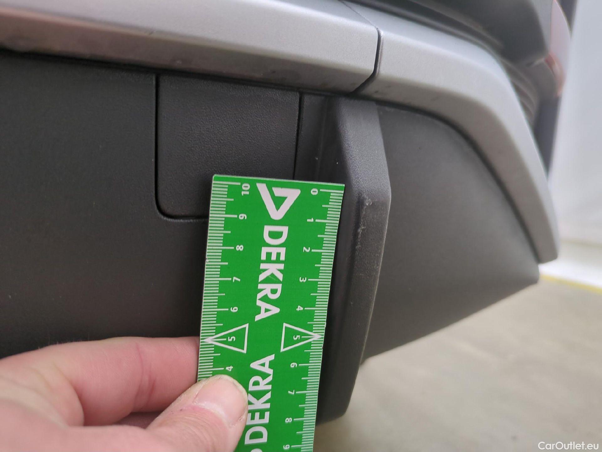  Audi  Q3 AUDI  Sportback / 2019 / 5P / SUV 35 TFSI 150 MHEV S Tronic 7 S LINE #28