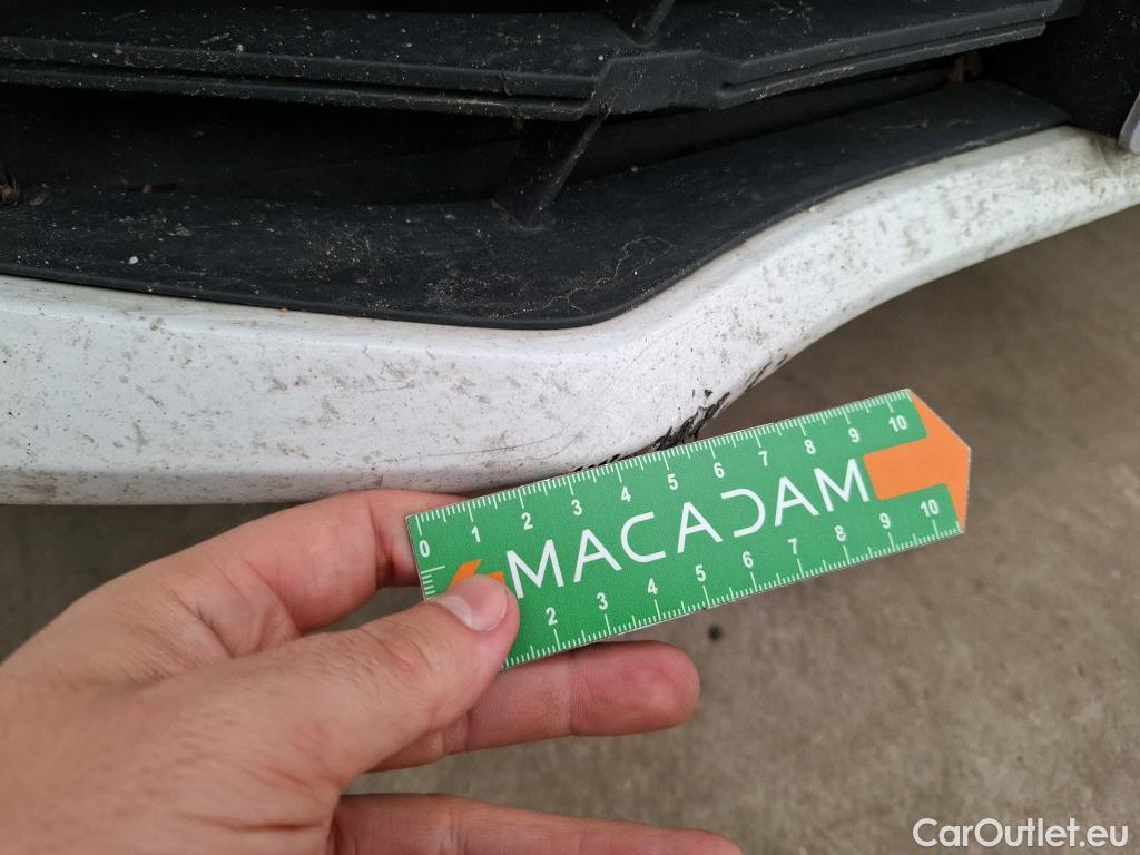  Renault  Megane  IV Berline 5pt. Société Air Nav 1.5 dCi 90CV BVM6 E6 #6