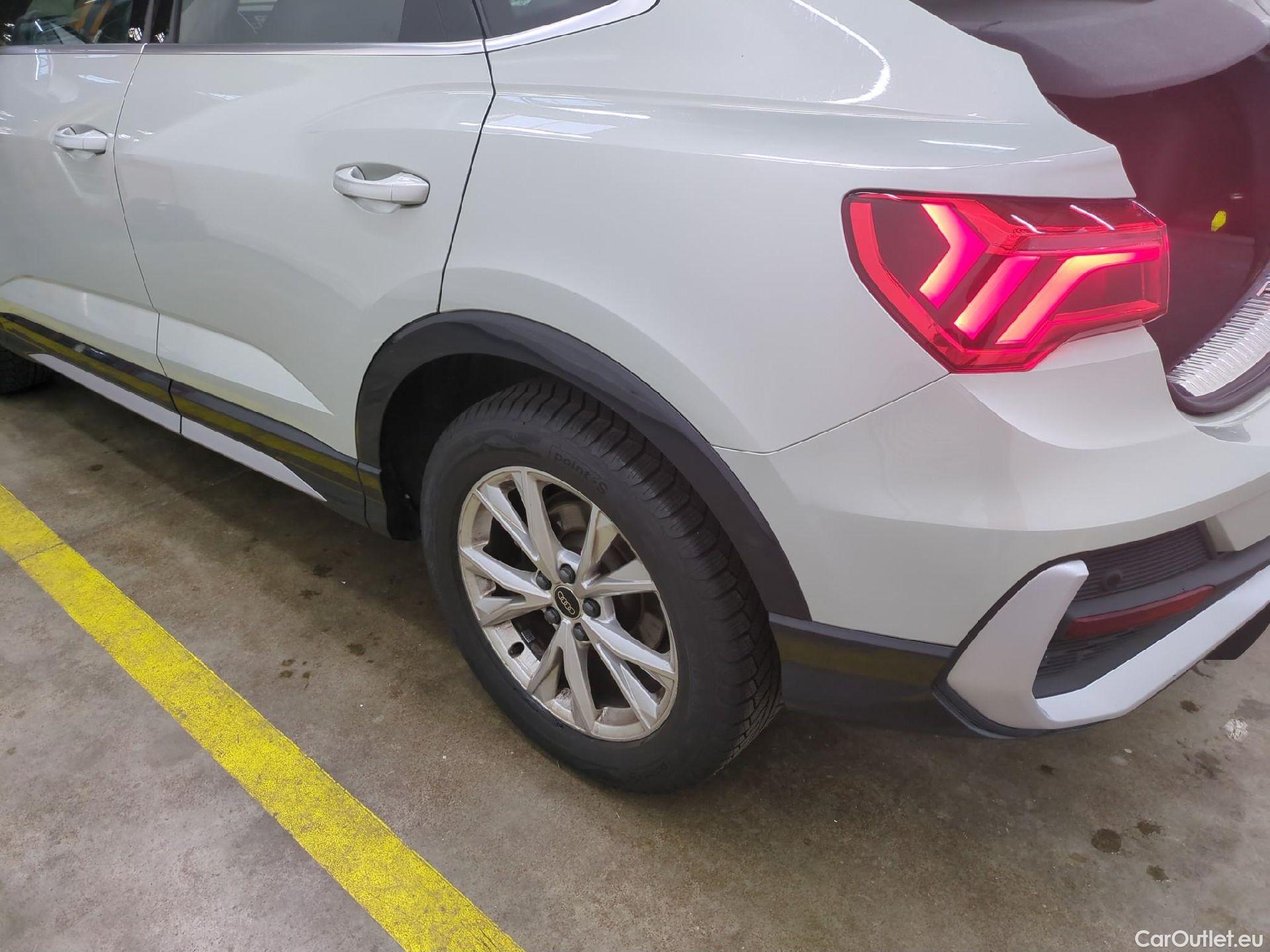  Audi  Q3 AUDI  Sportback / 2019 / 5P / SUV 35 TFSI 150 MHEV S Tronic 7 S LINE #18