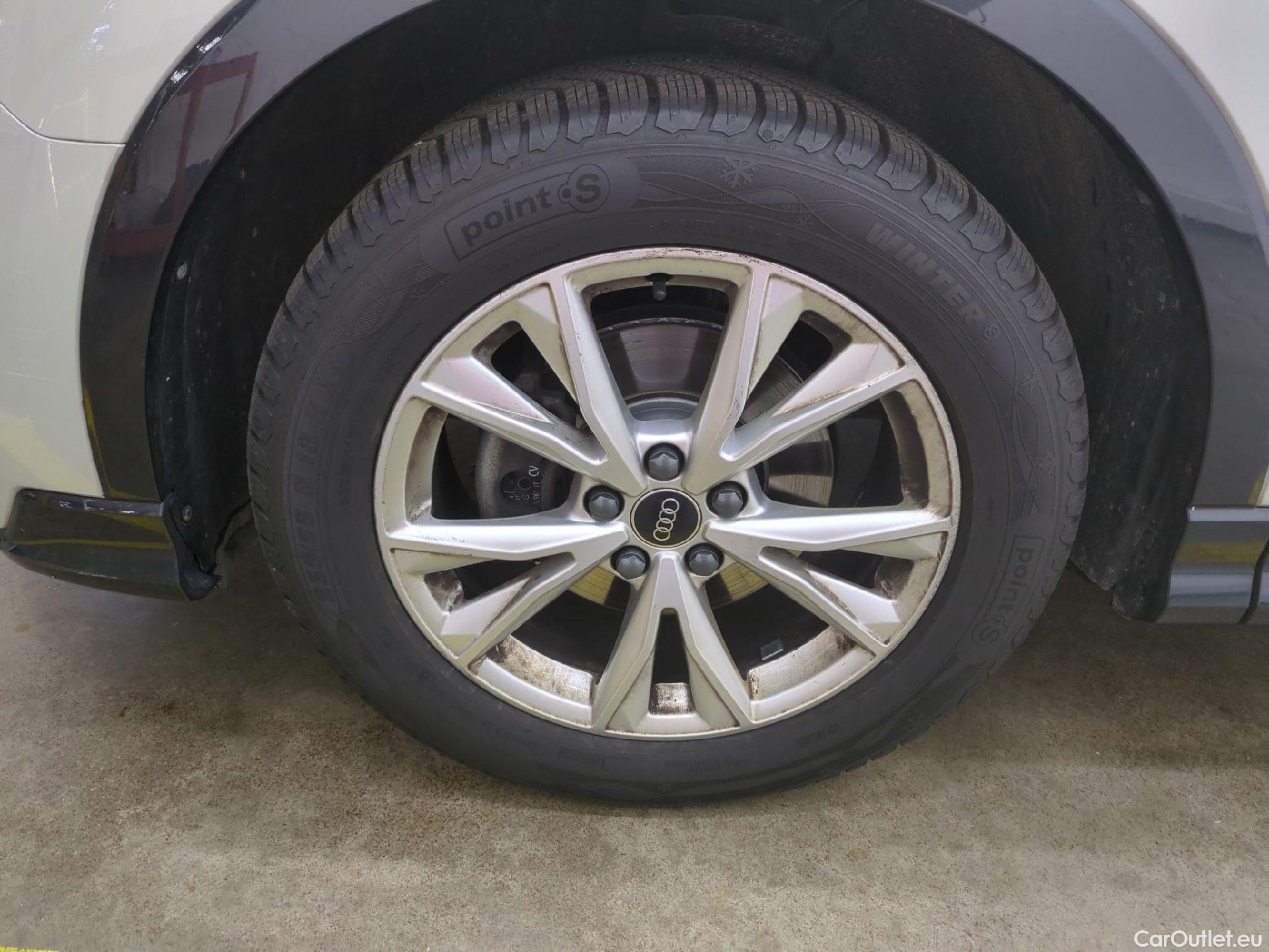  Audi  Q3 AUDI  Sportback / 2019 / 5P / SUV 35 TFSI 150 MHEV S Tronic 7 S LINE #1