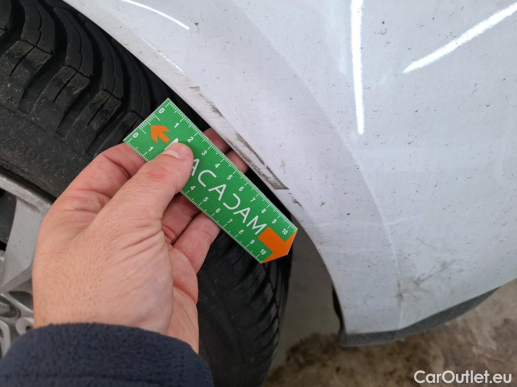  Renault  Megane  IV Berline 5pt. Société Air Nav 1.5 dCi 90CV BVM6 E6 #11