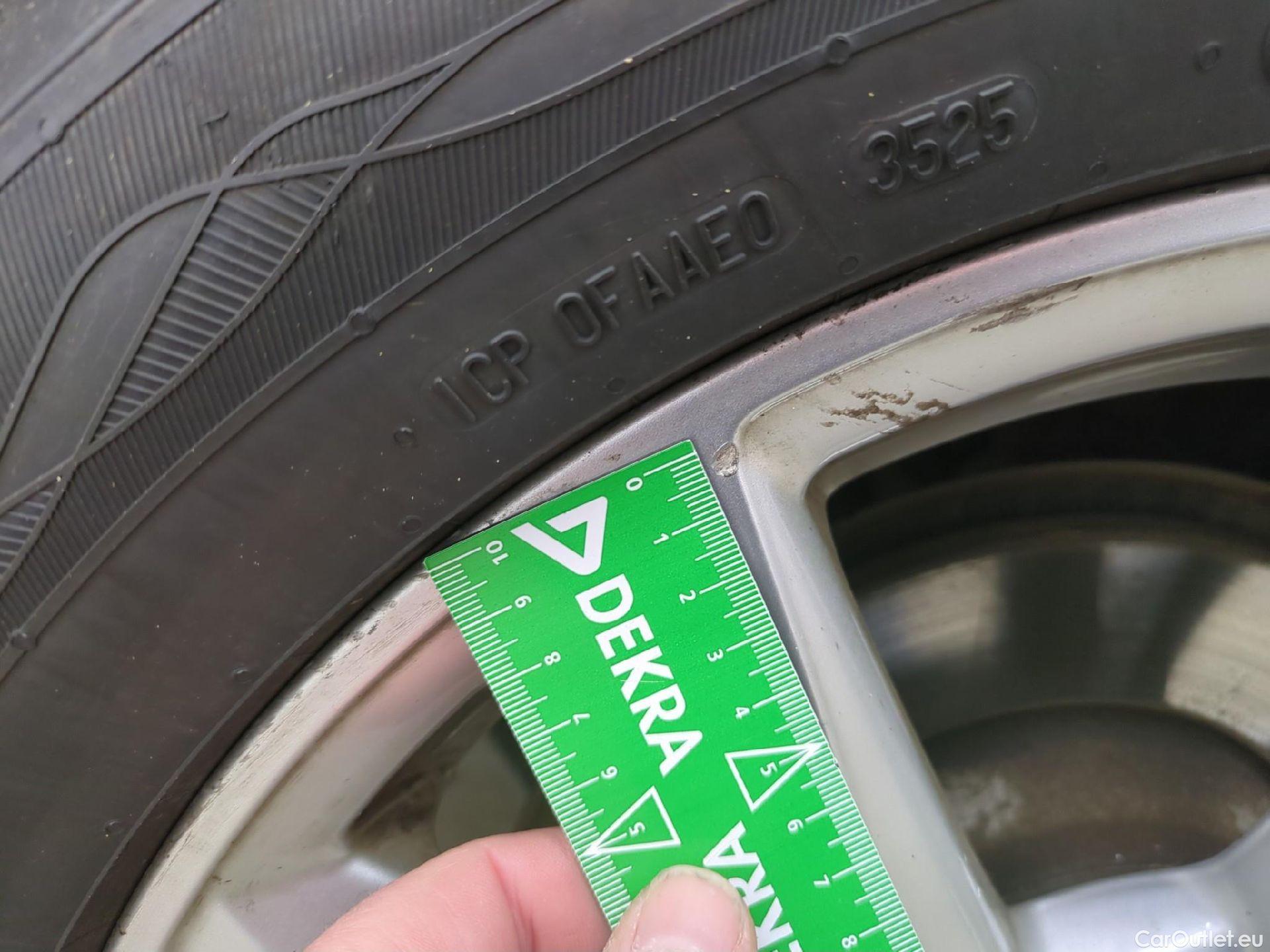  Audi  Q3 AUDI  Sportback / 2019 / 5P / SUV 35 TFSI 150 MHEV S Tronic 7 S LINE #7