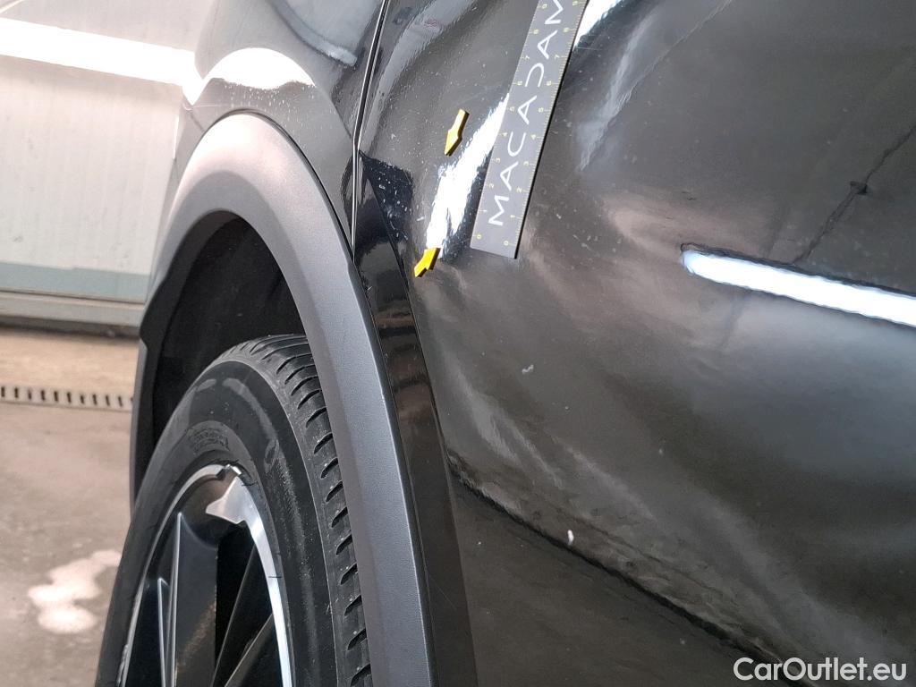  DS  DS7 DS DS 7 Crossback / 2017 / 5P / SUV E-TENSE 225 PERFORMANCE Line #21