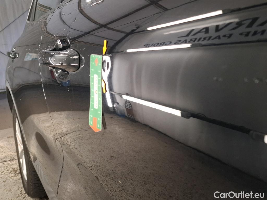  Ford  Kuga FORD  / 2019 / 5P / SUV 2.5 190 hybrid Flexifuel Pshift Titanium #4