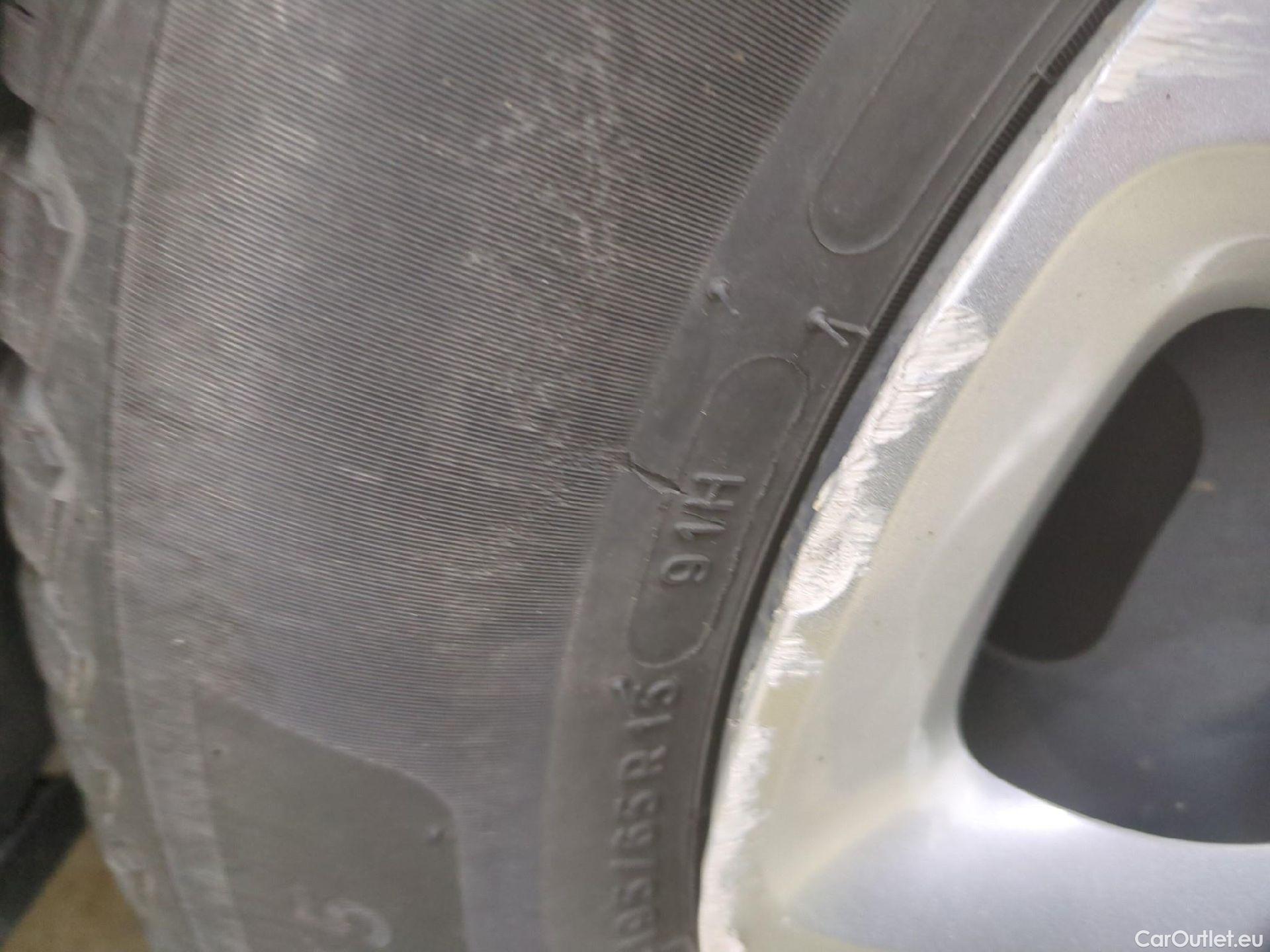  Citroen  C3  Feel Business 1.2 PureTech 80CV BVM5 E6dT #2