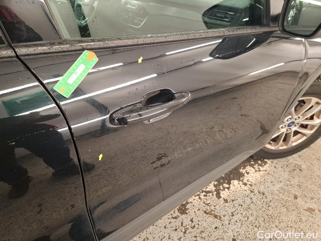  Ford  Kuga FORD  / 2019 / 5P / SUV 2.5 190 hybrid Flexifuel Pshift Titanium #1