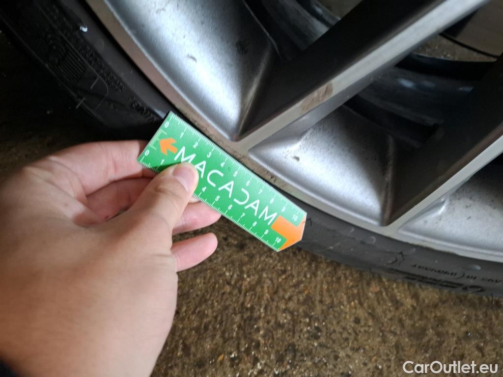  Mercedes  CLA-Klasse MERCEDES-BENZ CLA Coupe / 2019 / 4P / Coupé CLA 200 AMG Line BA7 #10