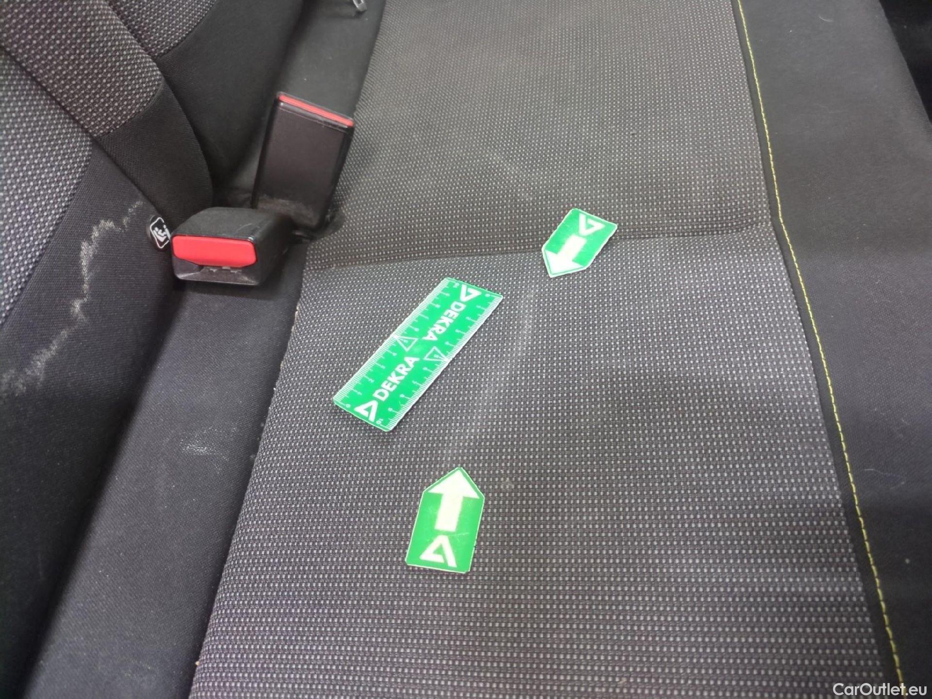  Citroen  C3  Feel Business 1.2 PureTech 80CV BVM5 E6dT #37