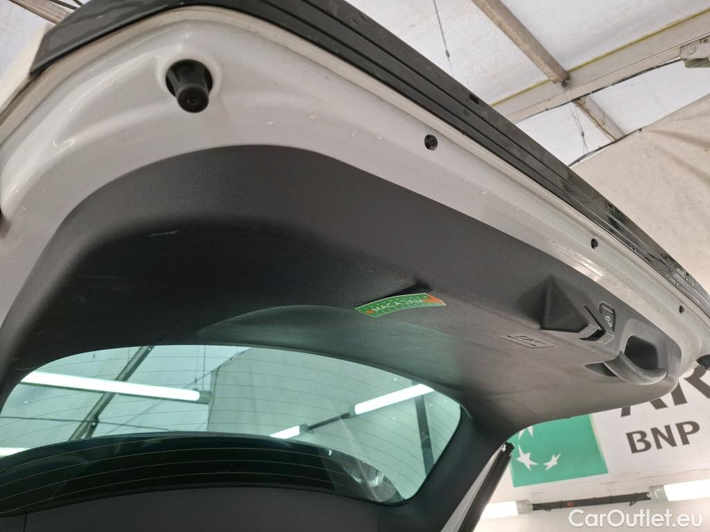  KIA  Sportage KIA  / 2021 / 5P / SUV 1.6 T-GDI 265 PHEV AUTO 4WD GT-LINE PREM #14