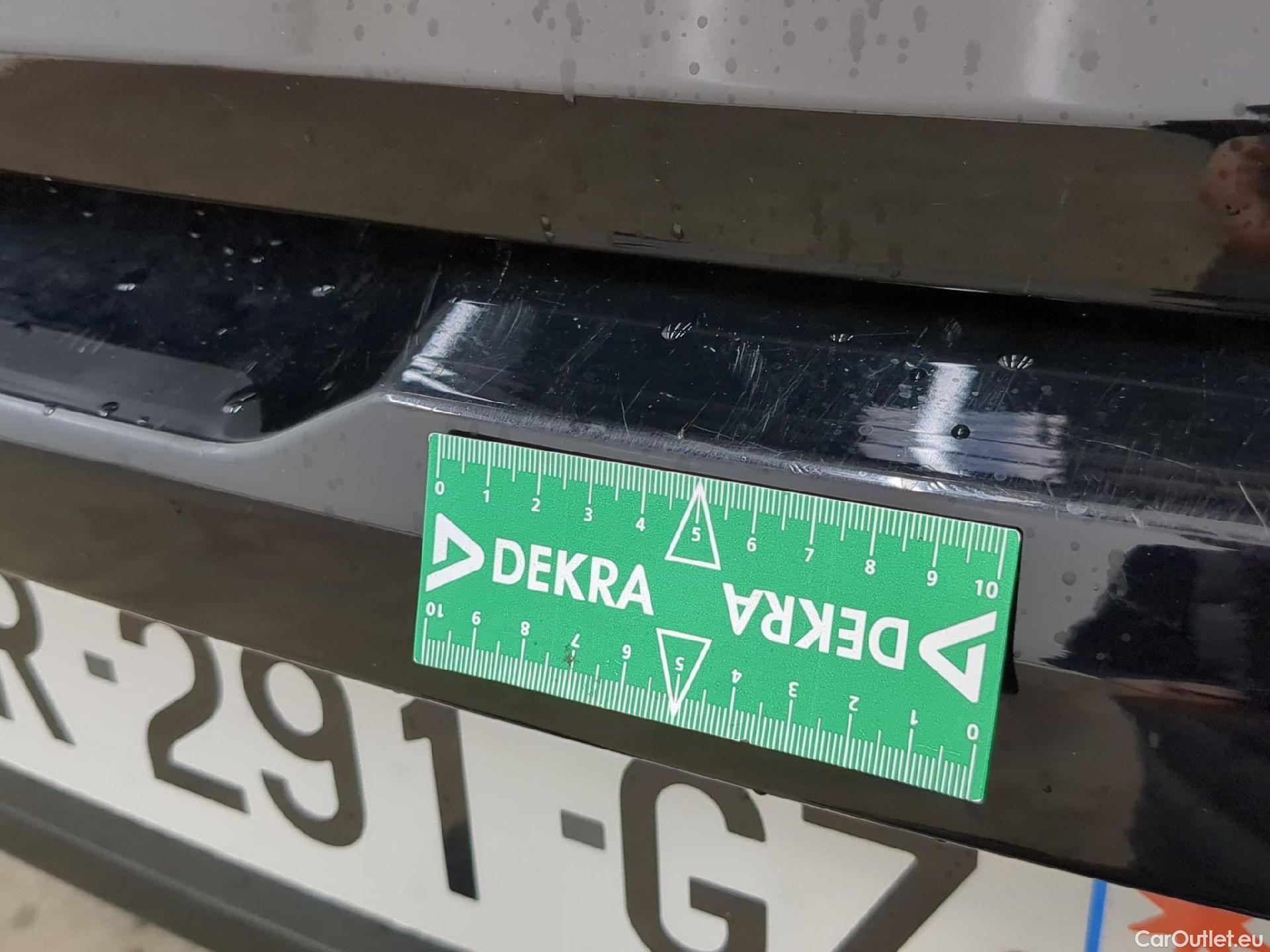  Citroen  C4  X Feel Pack 1.2 PureTech 130CV BVA8 6E #18