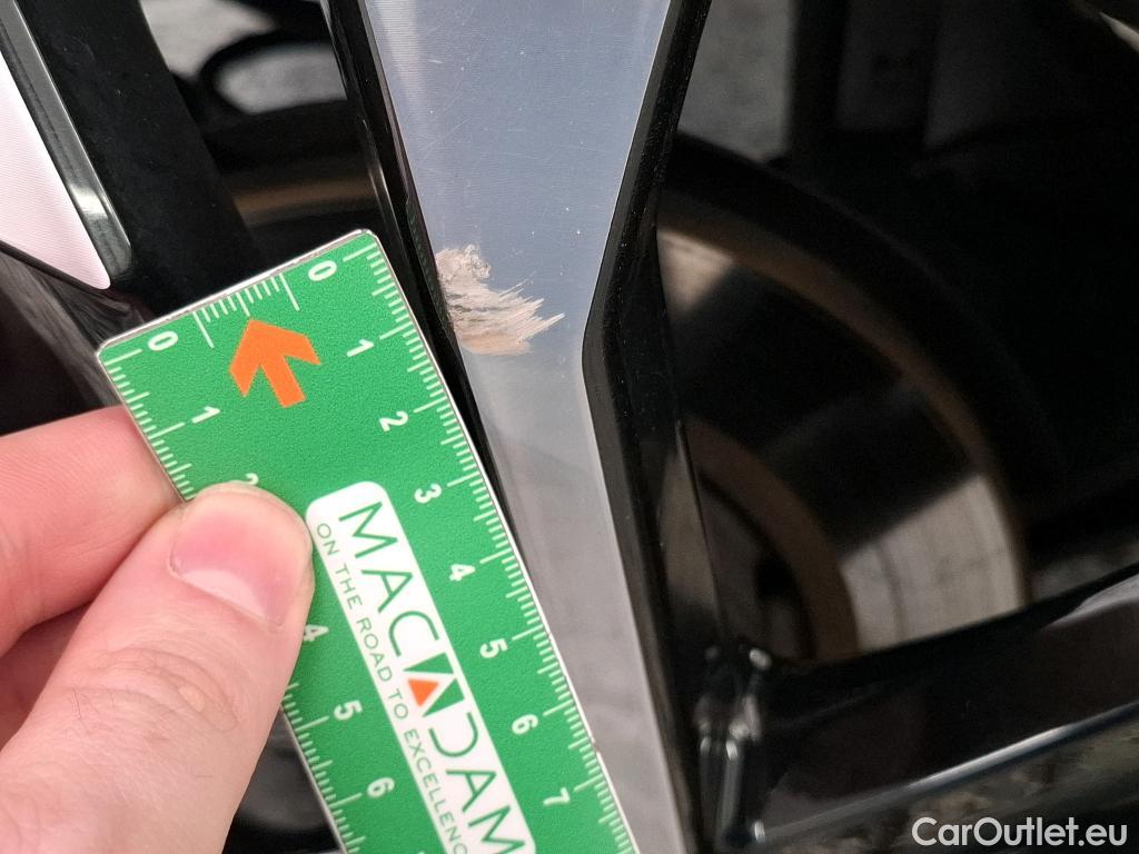  Peugeot  2008  GT 1.2 PureTech 130CV BVA8 E6d #37