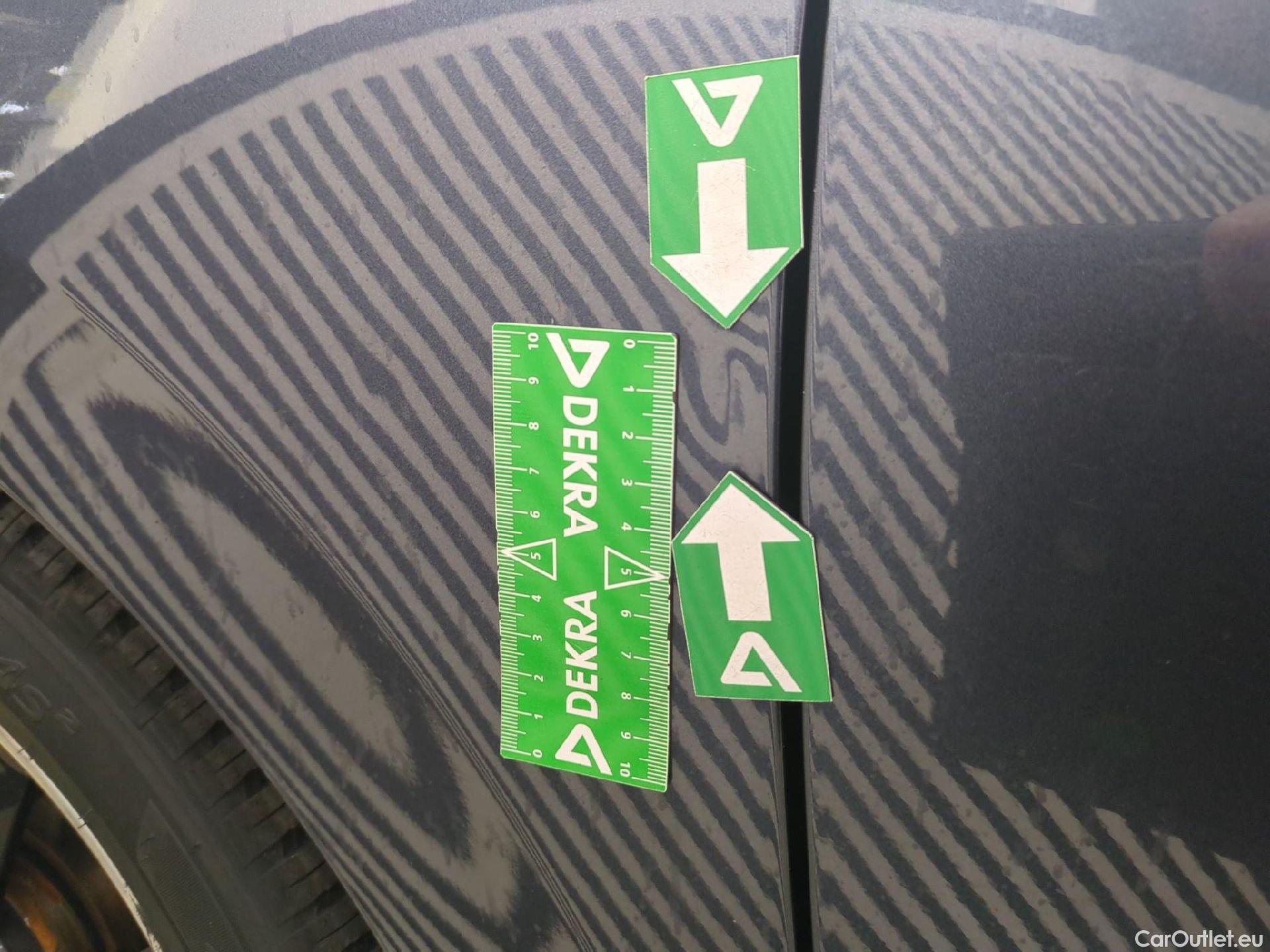  Nissan  Micra NISSAN  5p Berline IG-T 90 N-Connecta #29