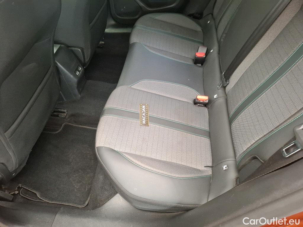  Peugeot  2008  Allure Pack 1.2 PureTech 100CV BVM6 E6d #26