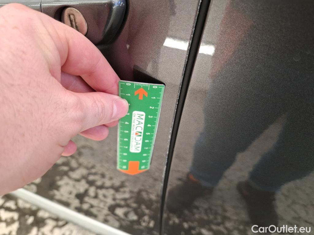  Peugeot  2008  GT 1.2 PureTech 130CV BVA8 E6d #19