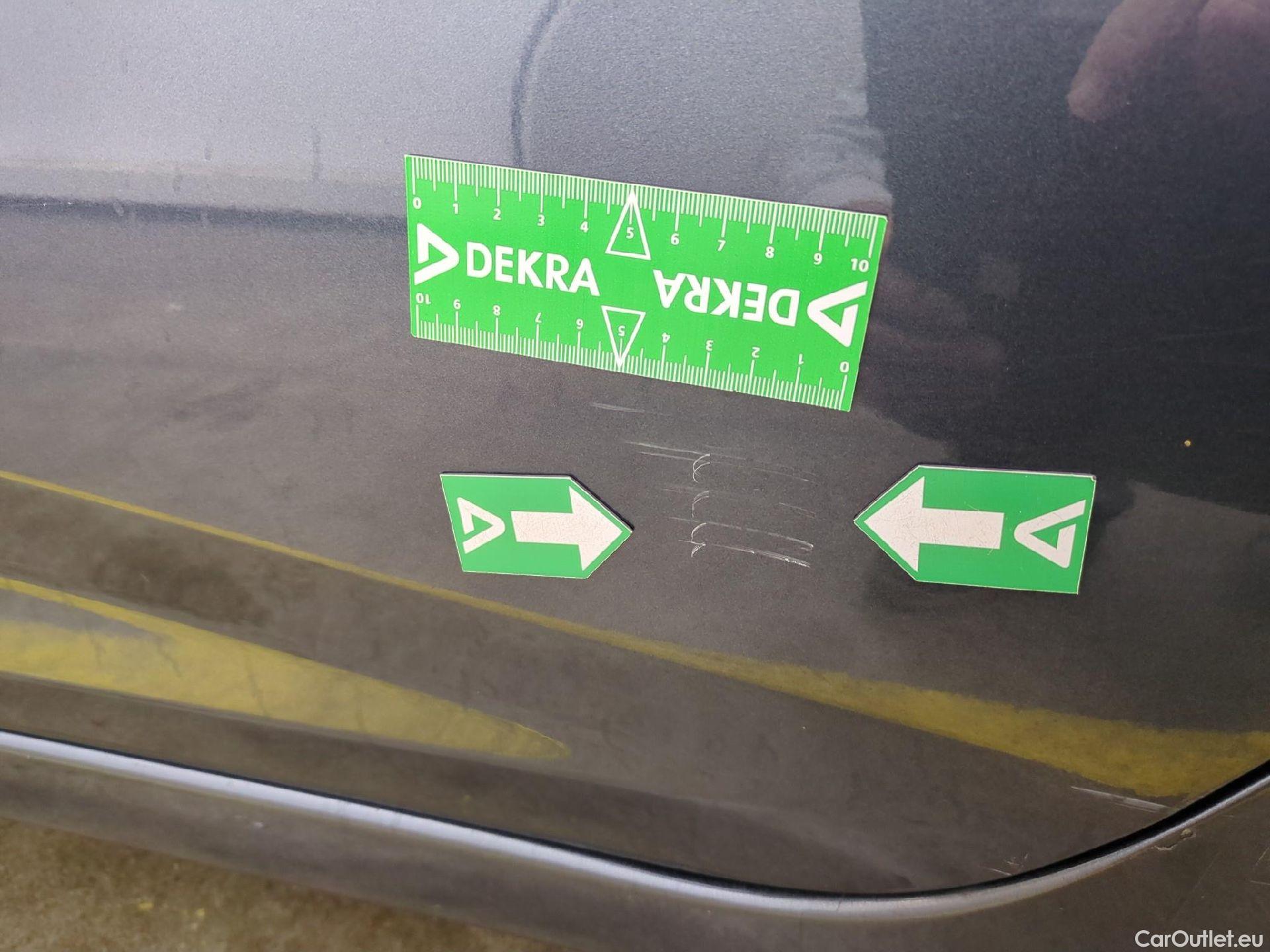  Nissan  Micra NISSAN  5p Berline IG-T 90 N-Connecta #42