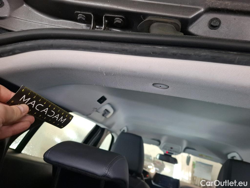  Peugeot  2008  Allure 1.2 PureTech 100CV BVM6 E6d #16