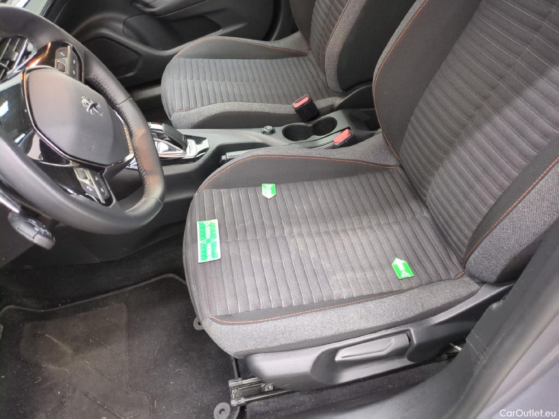  Peugeot  2008  Active Business 1.2 PureTech 130CV BVA8 E6d #2