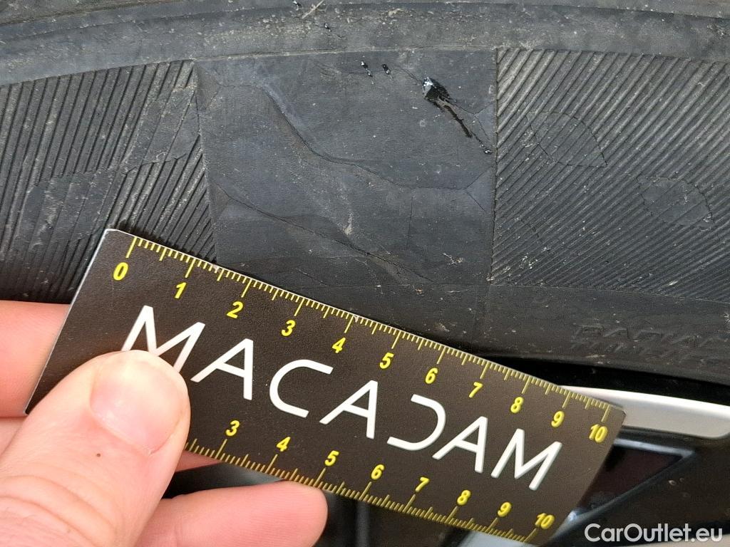  Nissan  Juke NISSAN  / 2019 / 5P / Crossover Hybrid 143 Business+ COMMITMENT DEAL LOT 700 #4