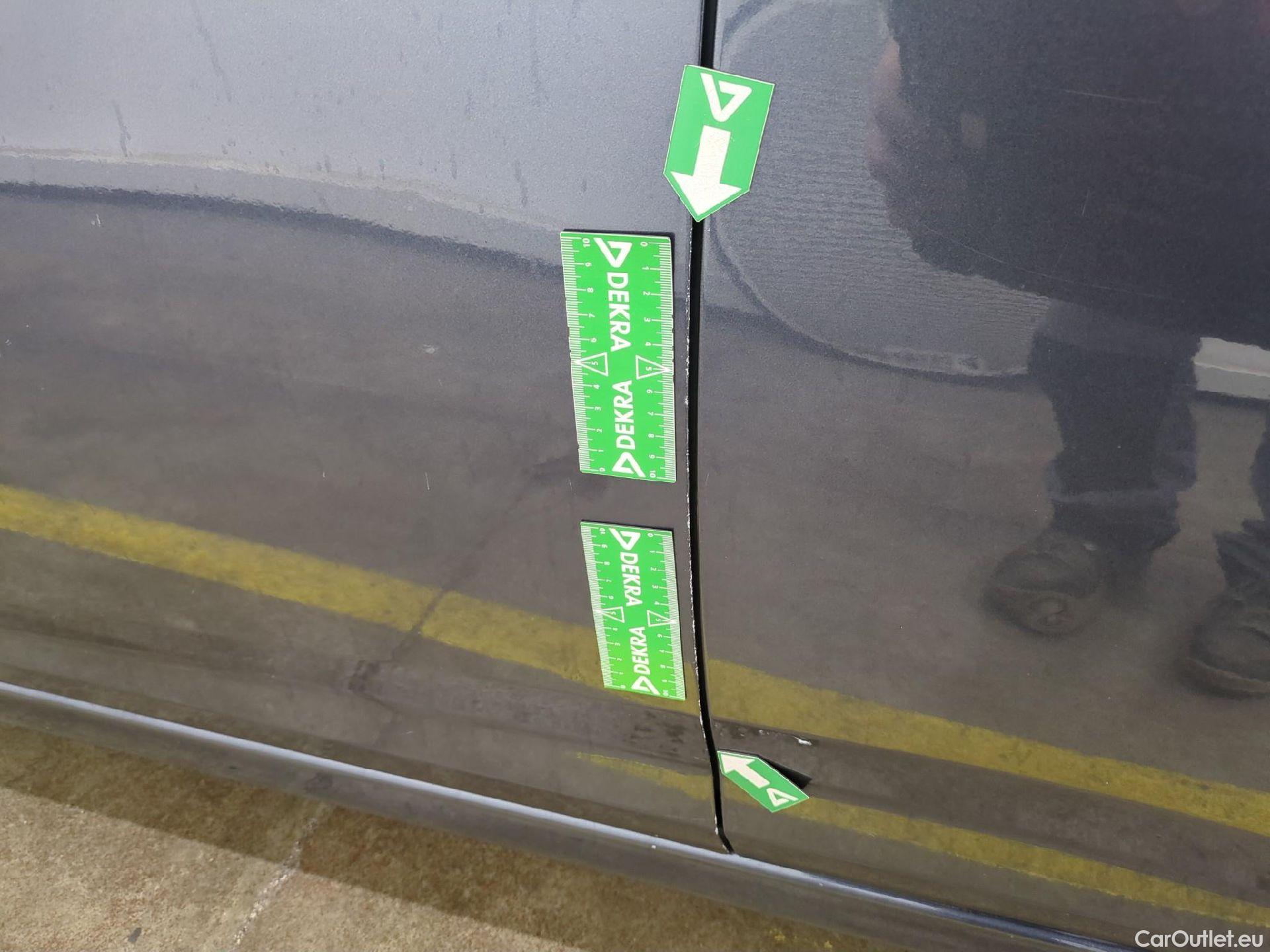  Nissan  Micra NISSAN  5p Berline IG-T 90 N-Connecta #32