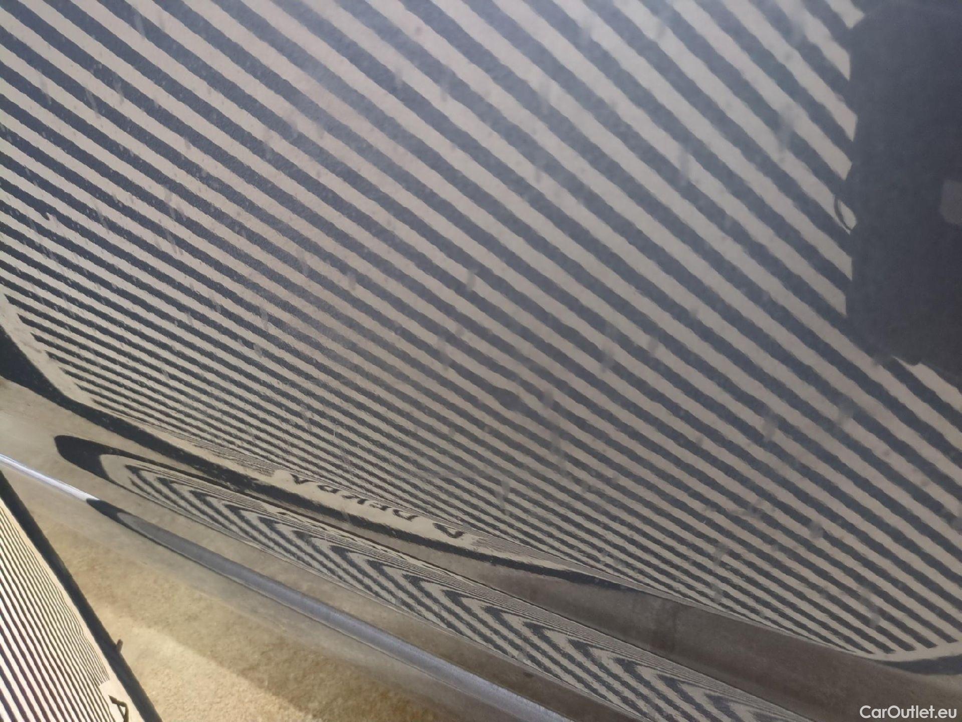  Nissan  Micra NISSAN  5p Berline IG-T 90 N-Connecta #35